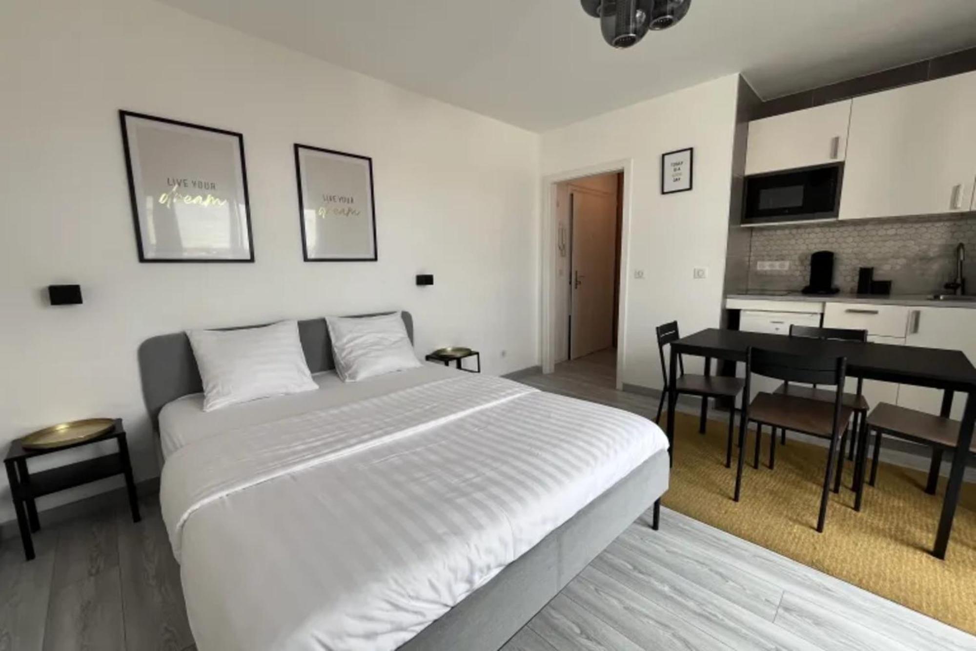 Cosy Rent Strasbourg Wifi Terrasse St Aloise Villa Buitenkant foto